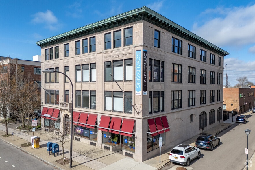 374 Delaware Ave, Buffalo, NY à vendre - Photo principale – Image 1 sur 23