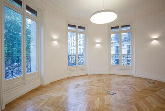 Plus de détails pour 16 Place De La République, Paris - Bureau à louer