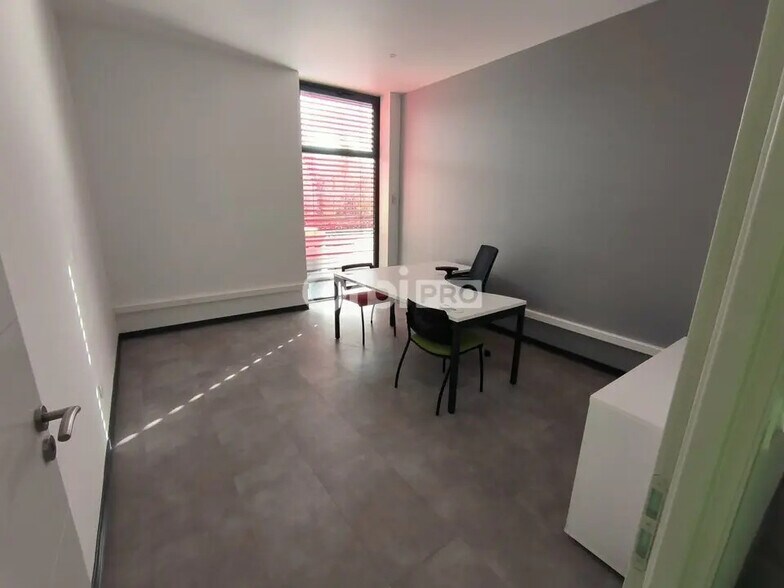 Bureau dans Brive-la-Gaillarde à louer - Photo intérieure – Image 3 sur 7