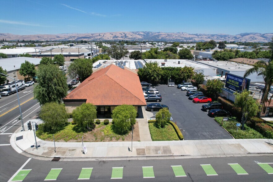 1156 N 4th St, San Jose, CA à louer - Photo de l’immeuble – Image 2 sur 29