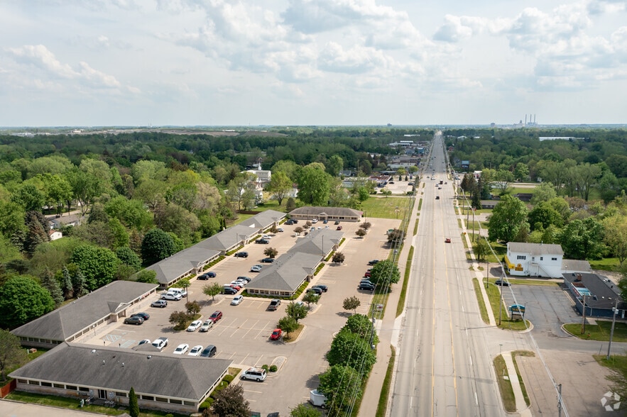 15851 S Old Us-27, Lansing, MI à vendre - Aérien – Image 3 sur 8