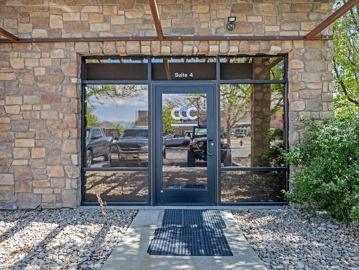 248 E 13800 S, Draper, UT 84020 - Lot 4 - - Photo intérieure - Image 2 of 17