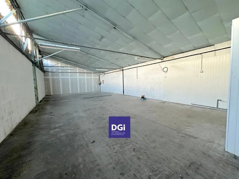 Local d’activités dans Alès à louer - Photo intérieure – Image 1 sur 5
