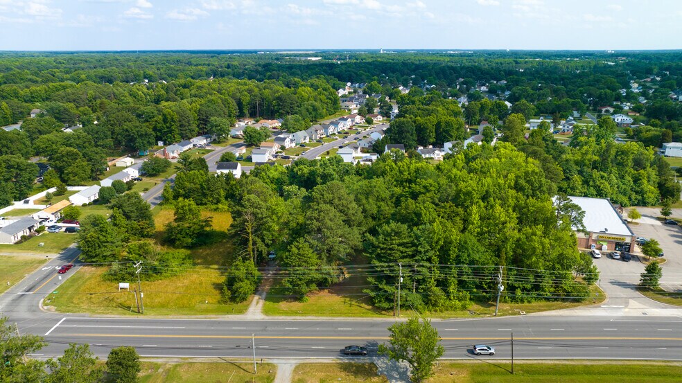 5271 Nine Mile Rd, Richmond, VA à vendre - Photo de l’immeuble – Image 3 sur 14