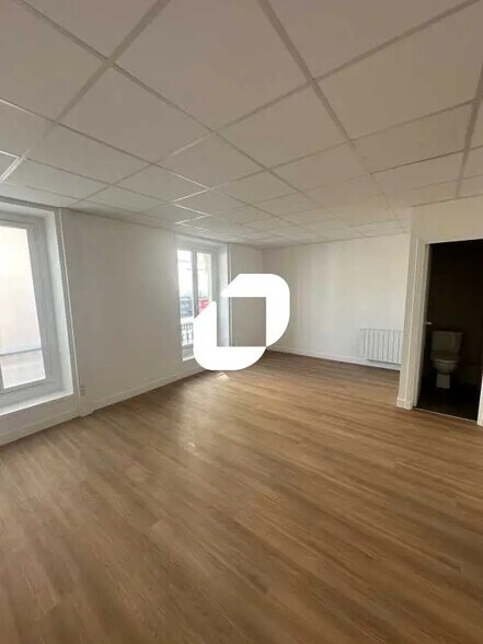 Bureau dans Paris à louer - Photo de l’immeuble – Image 2 sur 9