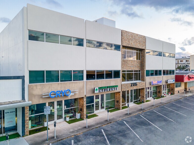 2755 E Oakland Park Blvd, Fort Lauderdale, FL à louer - Photo de l’immeuble – Image 1 sur 41