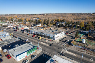 6404 Bowness Rd NW, Calgary, AB - VUE AÉRIENNE  vue de carte - Image1