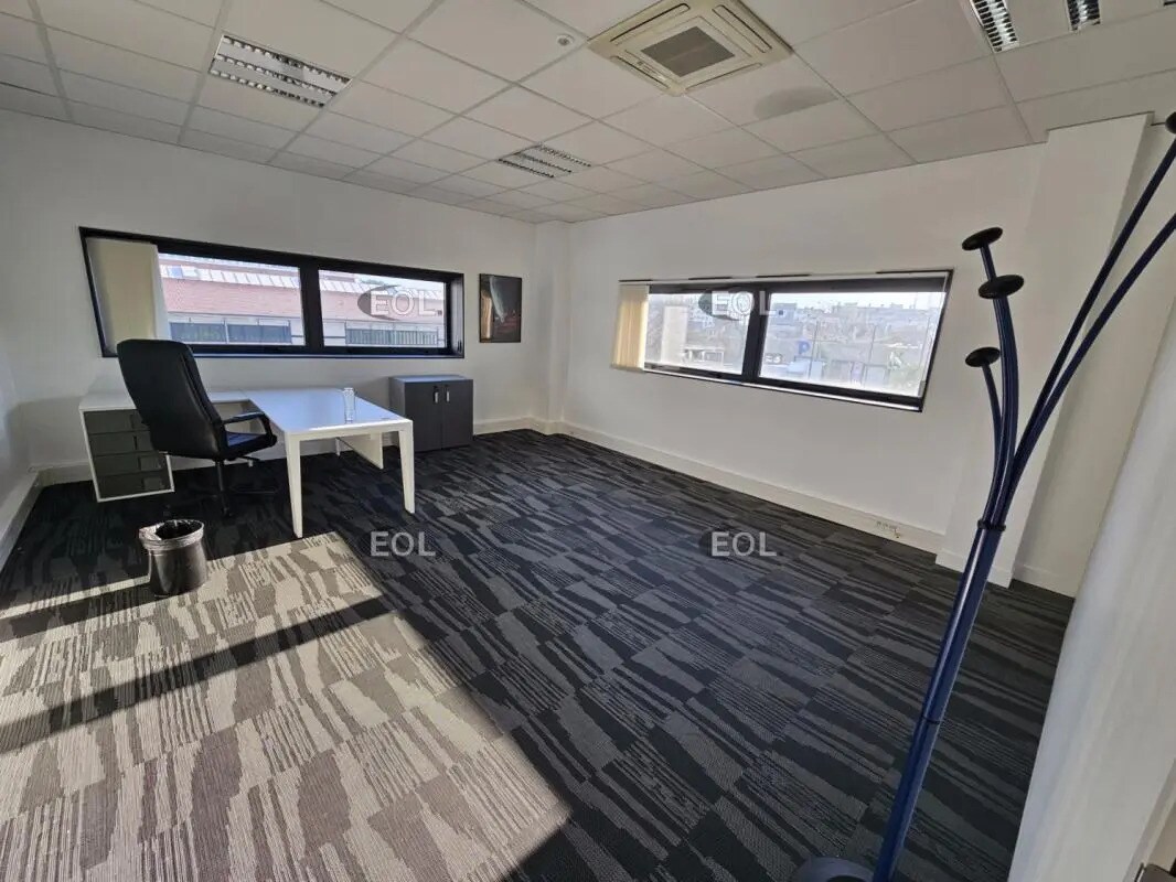 Local d’activités dans Ivry-sur-Seine à louer Photo intérieure– Image 1 sur 13