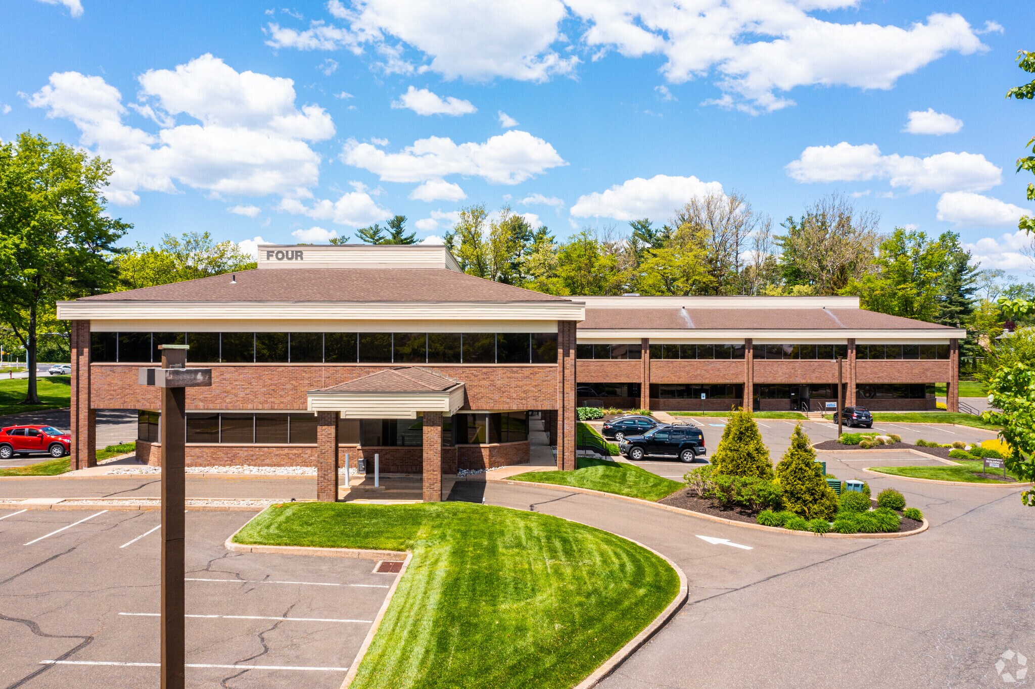 300 Welsh Rd, Horsham Township, PA à louer Photo principale– Image 1 sur 6