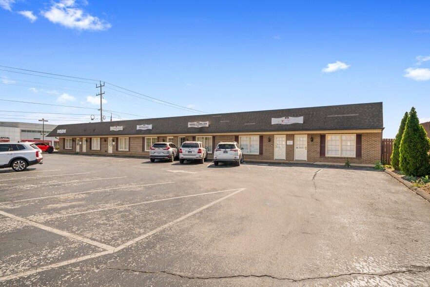 5803-5805 Lee Hwy, Chattanooga, TN à vendre - Photo de l’immeuble – Image 3 sur 33