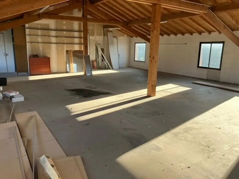 Local commercial dans Auterive à louer - Photo de l’immeuble – Image 1 sur 8