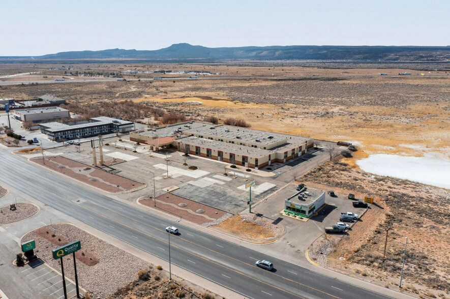 1501 E Santa Fe Ave, Grants, NM à vendre - Photo principale – Image 1 sur 23