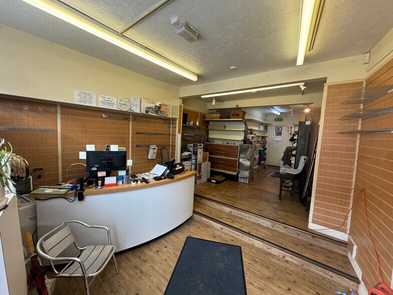 43 Smith St, Warwick à vendre - Photo de l’immeuble – Image 3 sur 24