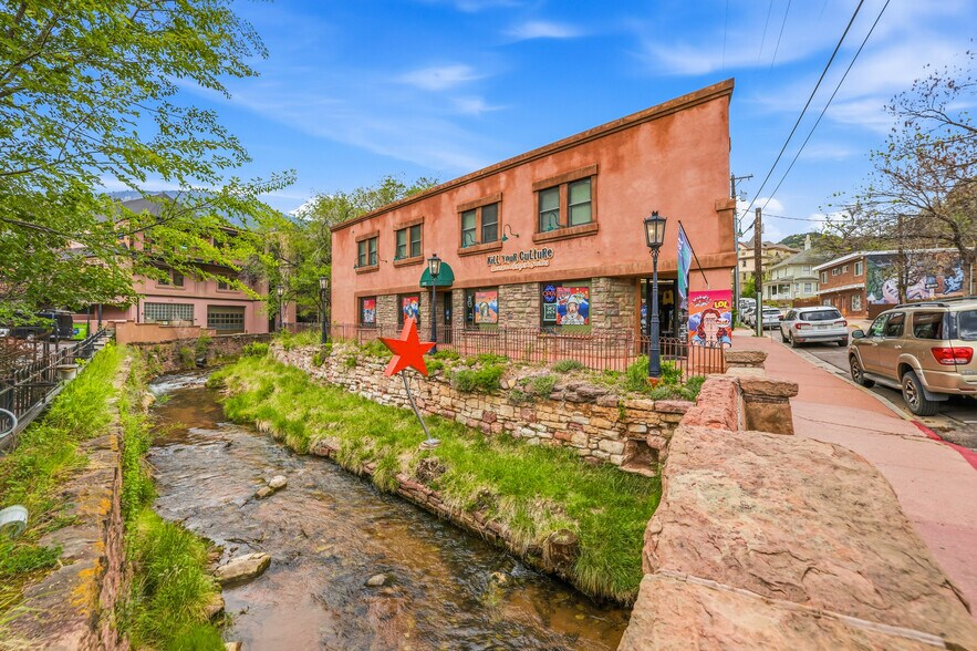 123 Canon Ave, Manitou Springs, CO à vendre - Photo de l’immeuble – Image 1 sur 7