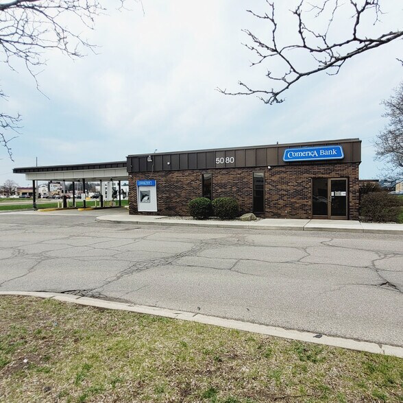 5080 W Main St, Kalamazoo, MI à vendre - Photo de l’immeuble – Image 3 sur 10