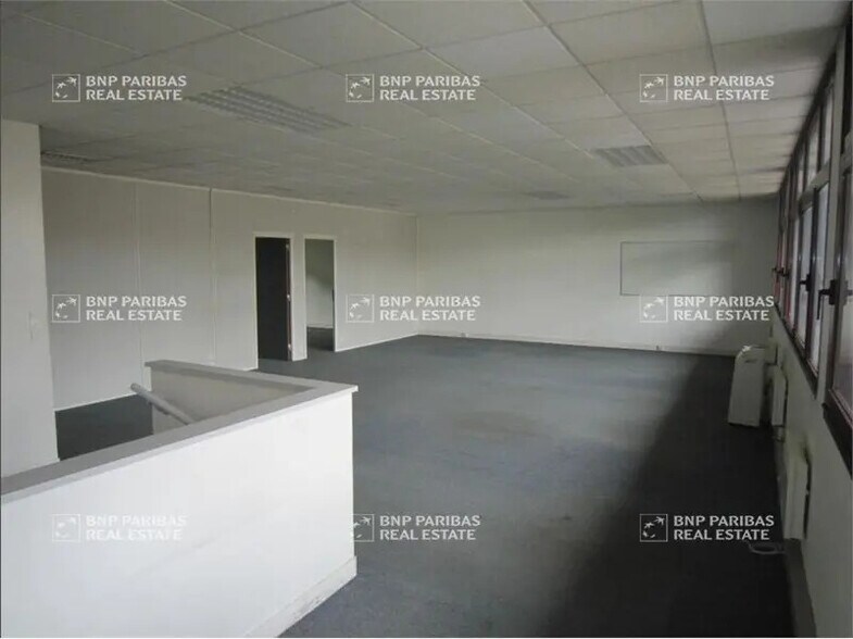 30 Avenue Robert Surcouf, Voisins-le-Bretonneux à louer - Photo intérieure – Image 3 sur 3