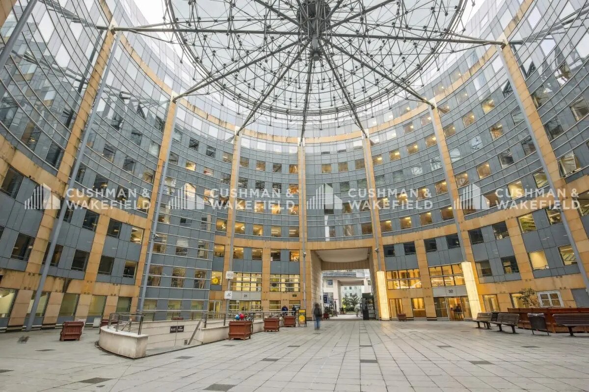 Bureau dans Puteaux à louer Photo de l’immeuble– Image 1 sur 7