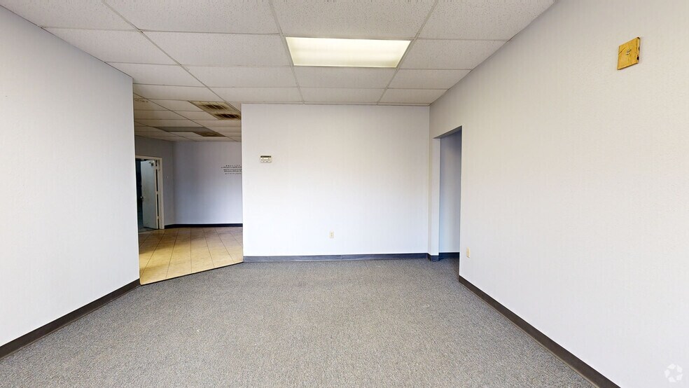 15534 W Hardy Rd, Houston, TX à louer - Numérisation 3D Matterport – Image 2 sur 33