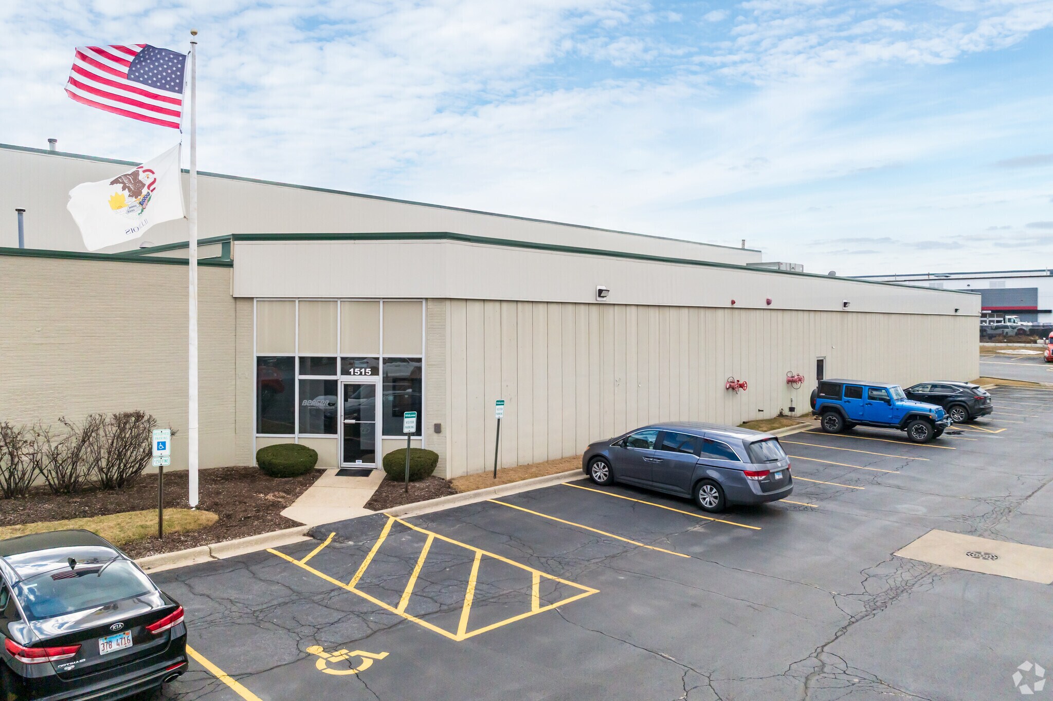 1515 W Fullerton Ave, Addison, IL à louer Photo principale– Image 1 sur 6