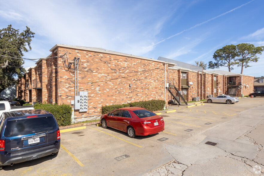 4021 Hessmer Ave, Metairie, LA à vendre - Photo de l’immeuble – Image 3 sur 20