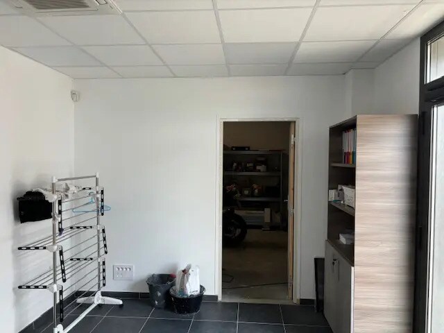 Local d'activités dans Bourg-lès-Valence à vendre - Photo intérieure – Image 3 sur 5