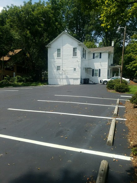 328 E Broad St, Statesville, NC à louer - Autre – Image 2 sur 2