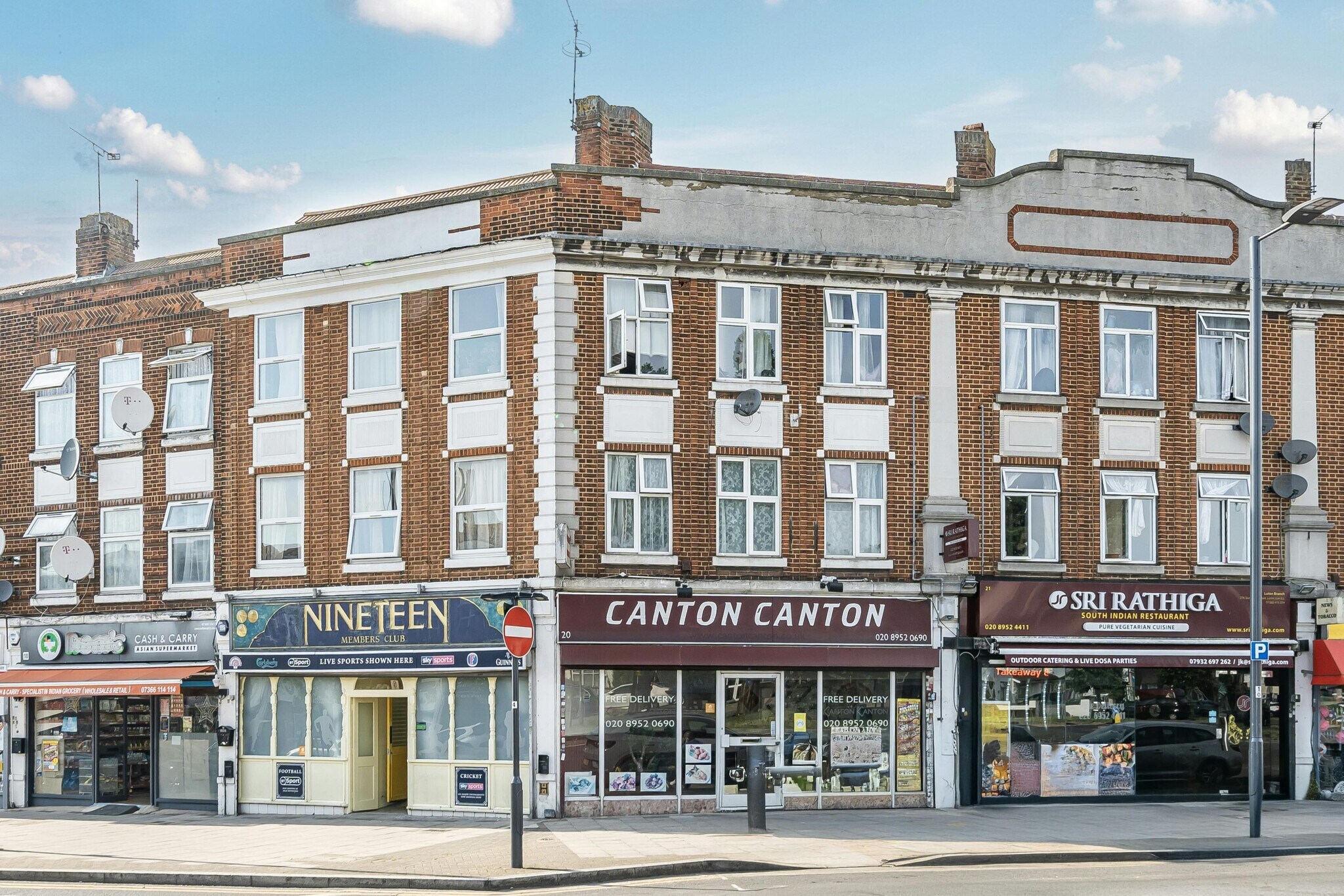 Mollison Way, Edgware à vendre Photo de l’immeuble– Image 1 sur 20