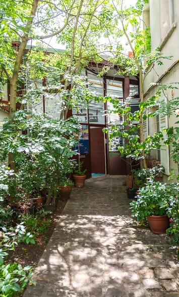 Bureau dans Paris à vendre - Photo de l’immeuble – Image 1 sur 10