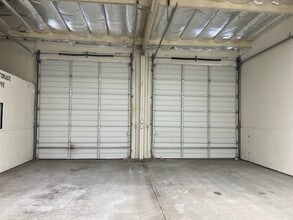 805 University Ave, Los Gatos, CA à louer Photo intérieure– Image 2 sur 4