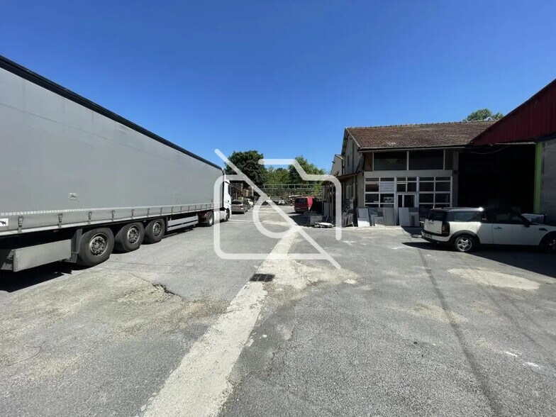 Industriel/Logistique dans Esbly à louer - Photo de l’immeuble – Image 3 sur 5