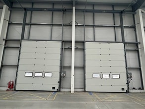 Leeside Rd, Londres à louer Photo intérieure– Image 2 sur 3