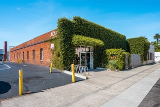 Plus de détails pour 321 W Chapman Ave, Orange, CA - Bureau/Local commercial à louer