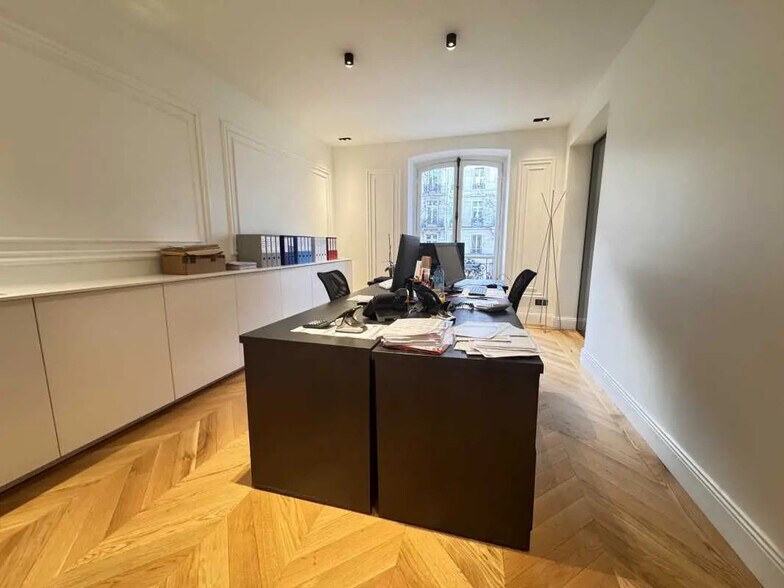 Bureau dans Paris à vendre - Photo intérieure – Image 2 sur 7