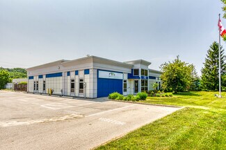 Plus de détails pour 115 S Service Road – à vendre, Grimsby, ON