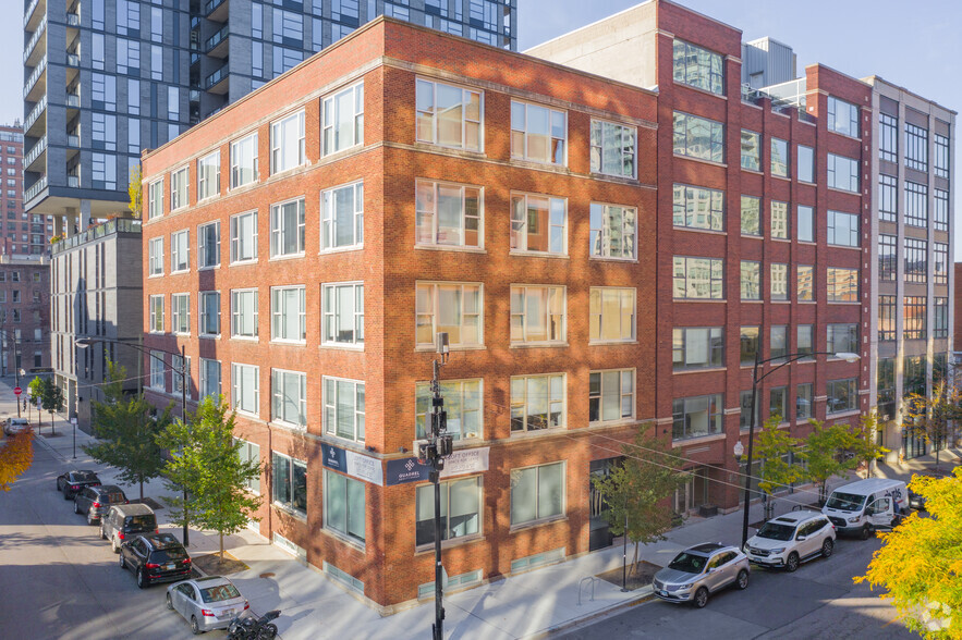 401 W Superior St, Chicago, IL à louer - Photo principale – Image 1 sur 20