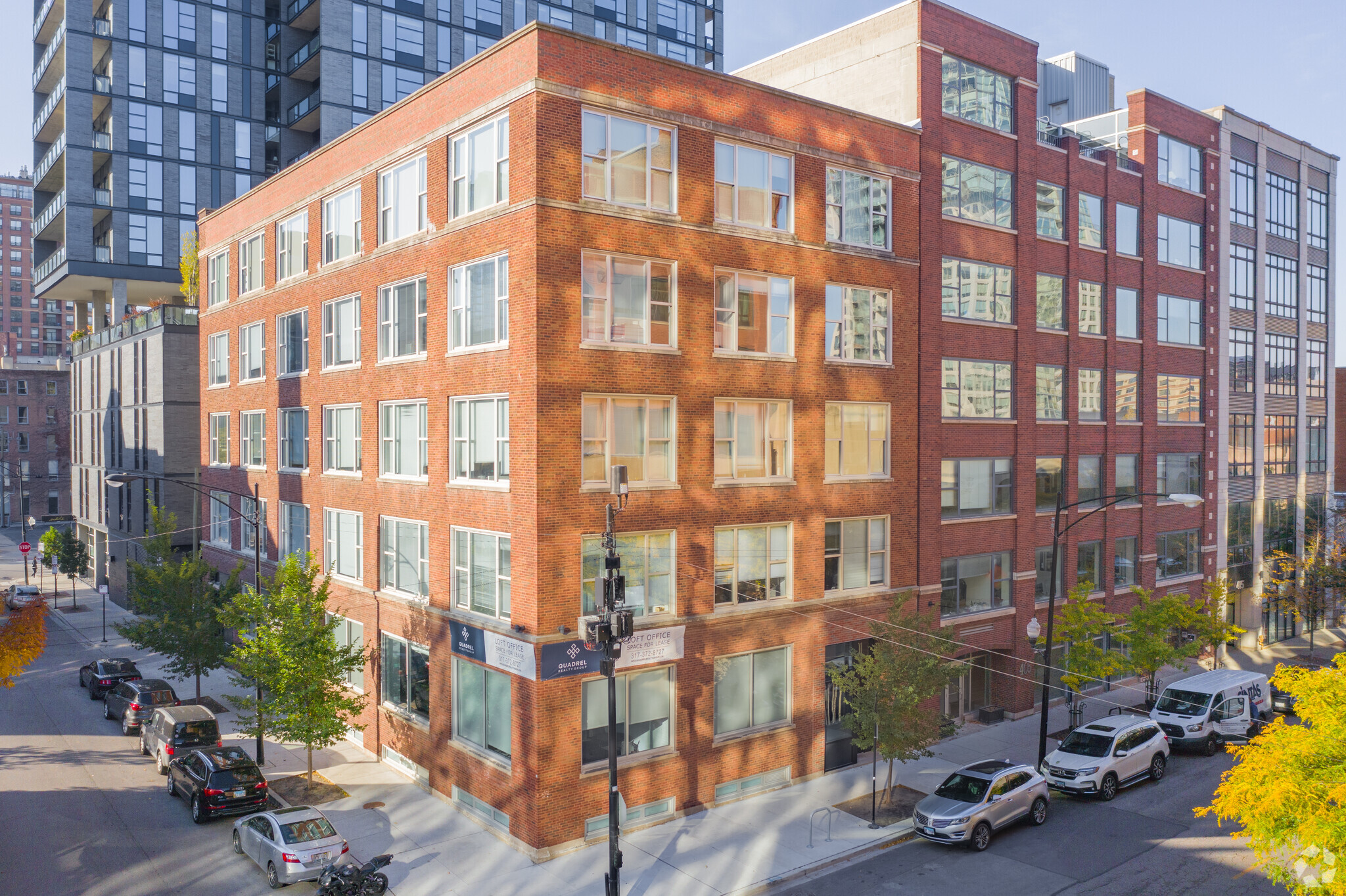 401 W Superior St, Chicago, IL à louer Photo principale– Image 1 sur 21