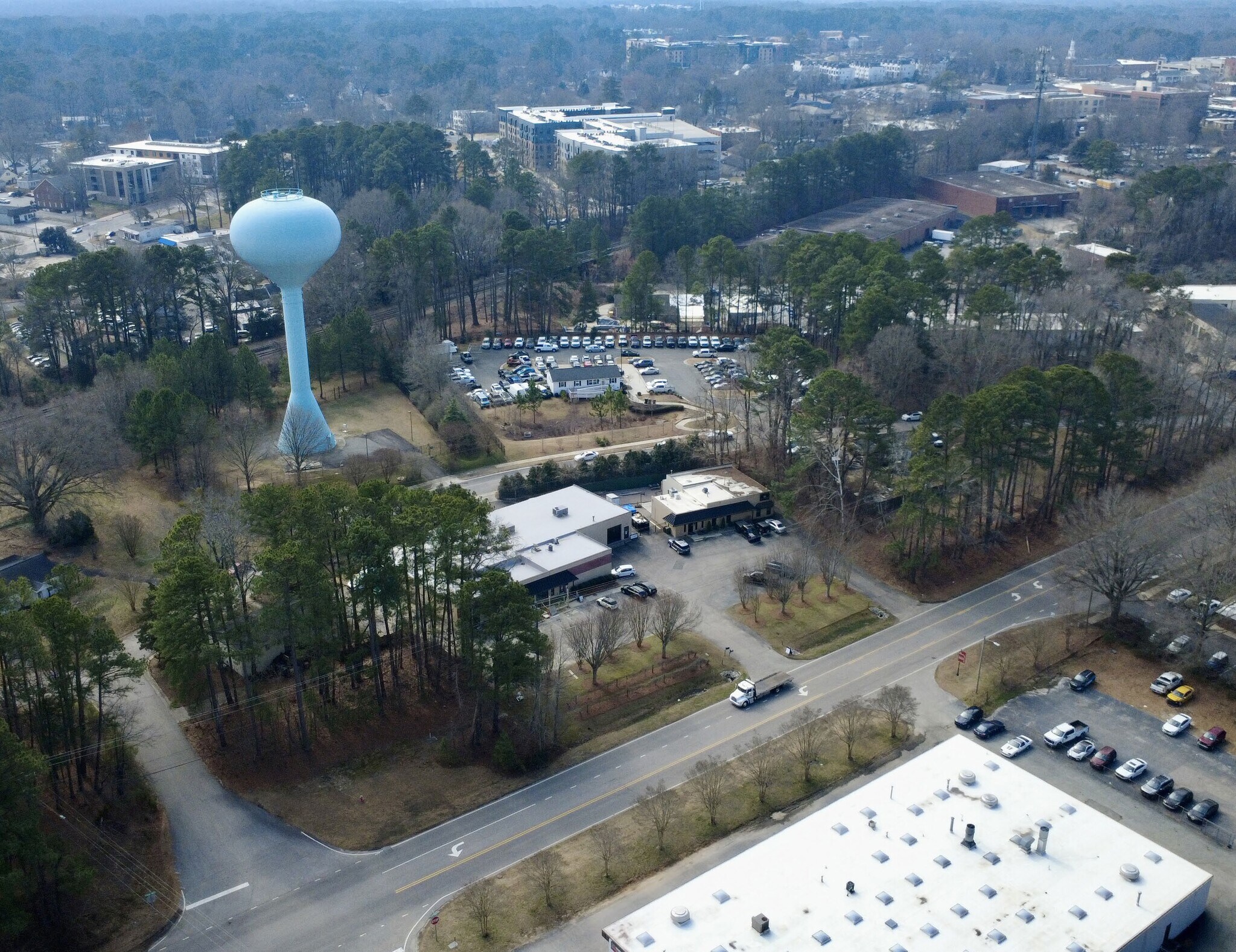 Downtown Cary Assemblage portefeuille de 5 biens à vendre sur LoopNet.fr Aérien– Image 1 sur 11