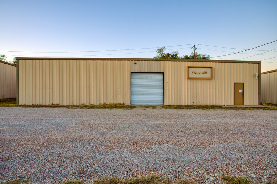 2004 Bobby Ln, Granbury, TX à vendre - Photo de l’immeuble – Image 3 sur 21
