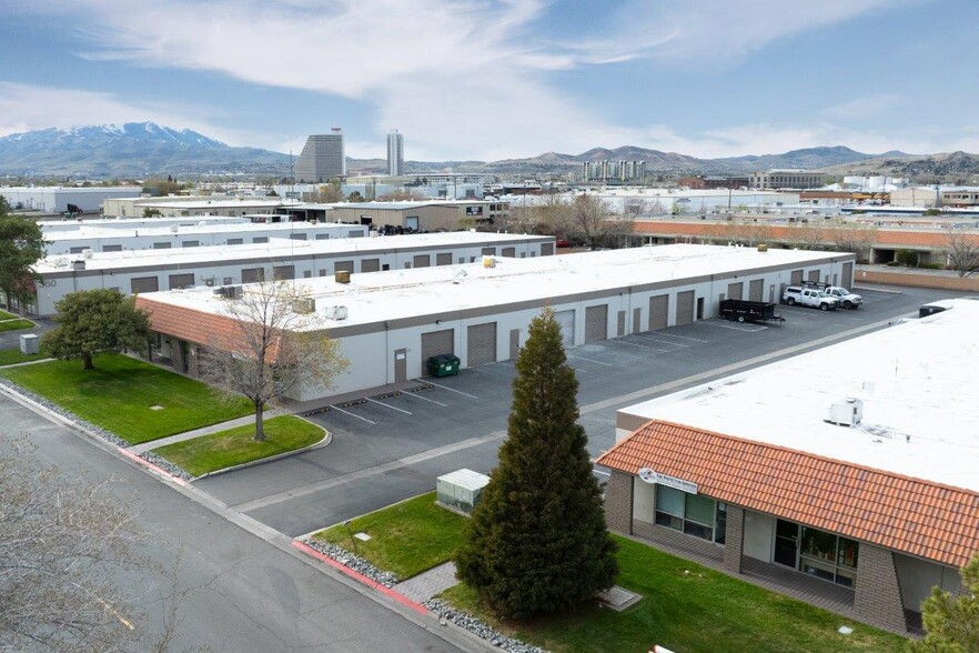 360 Freeport Blvd, Sparks, NV à louer - Photo de l’immeuble – Image 3 sur 38
