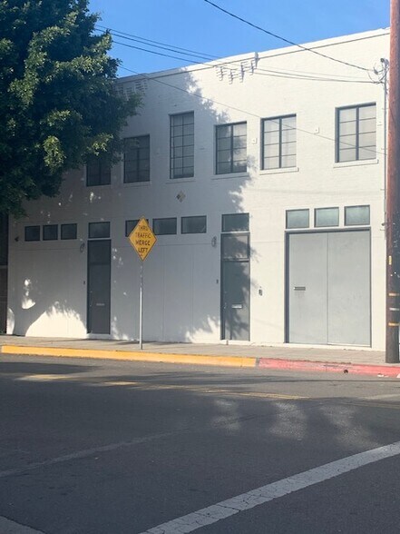 1407-1409 W 11th St, Los Angeles, CA à louer - Photo de l’immeuble – Image 2 sur 11