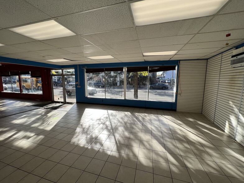 3107 Delaware Ave, Kenmore, NY à louer - Photo intérieure – Image 2 sur 7