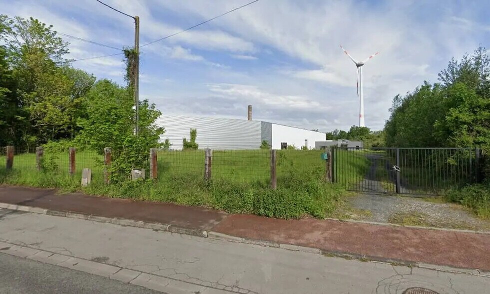 Industriel/Logistique dans Halluin à louer - Photo de l’immeuble – Image 1 sur 2