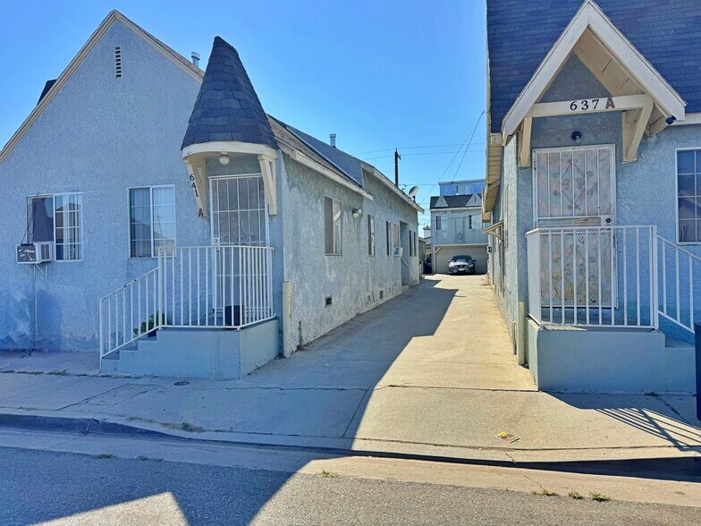 637-641 S McDonnell Ave, Los Angeles, CA à vendre - Photo de l’immeuble – Image 2 sur 6
