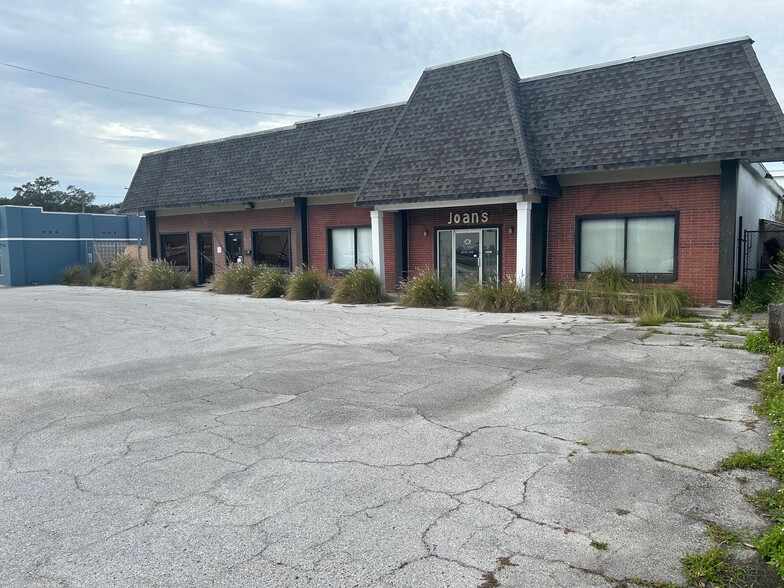 4115 S Henderson Blvd, Tampa, FL à vendre - Photo de l’immeuble – Image 2 sur 7