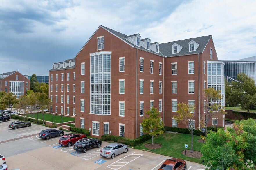 6001 N Classen Blvd, Oklahoma City, OK à vendre - Photo de l’immeuble – Image 2 sur 6