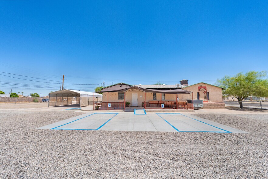 1104 S 7th Ave, Yuma, AZ à vendre - Photo de l’immeuble – Image 3 sur 12