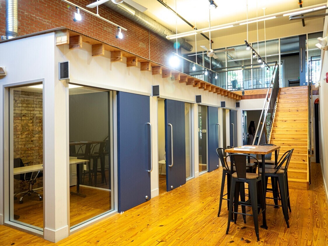 213 Fayetteville St, Raleigh, NC à louer Photo intérieure– Image 1 sur 14