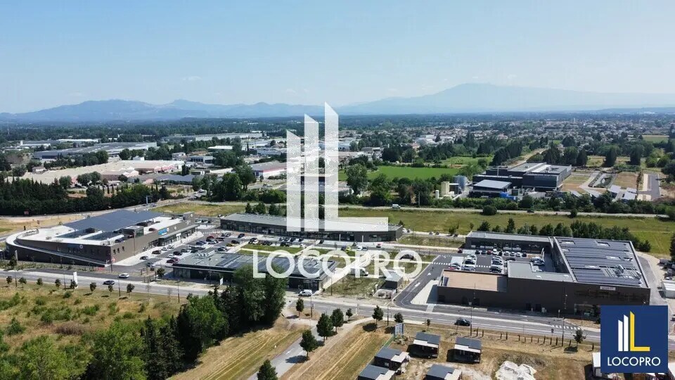 Local commercial dans Monteux à louer - Photo de l’immeuble – Image 2 sur 5