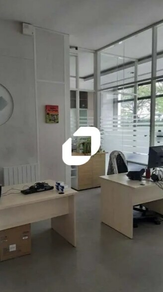 View Photo
