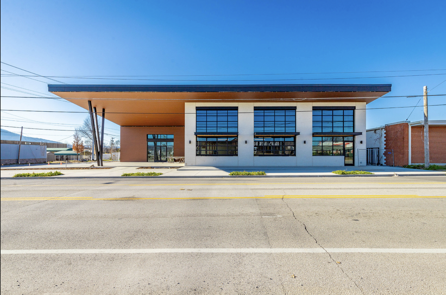 1607 Central Ave, Chattanooga, TN à louer - Photo de l’immeuble – Image 3 sur 9
